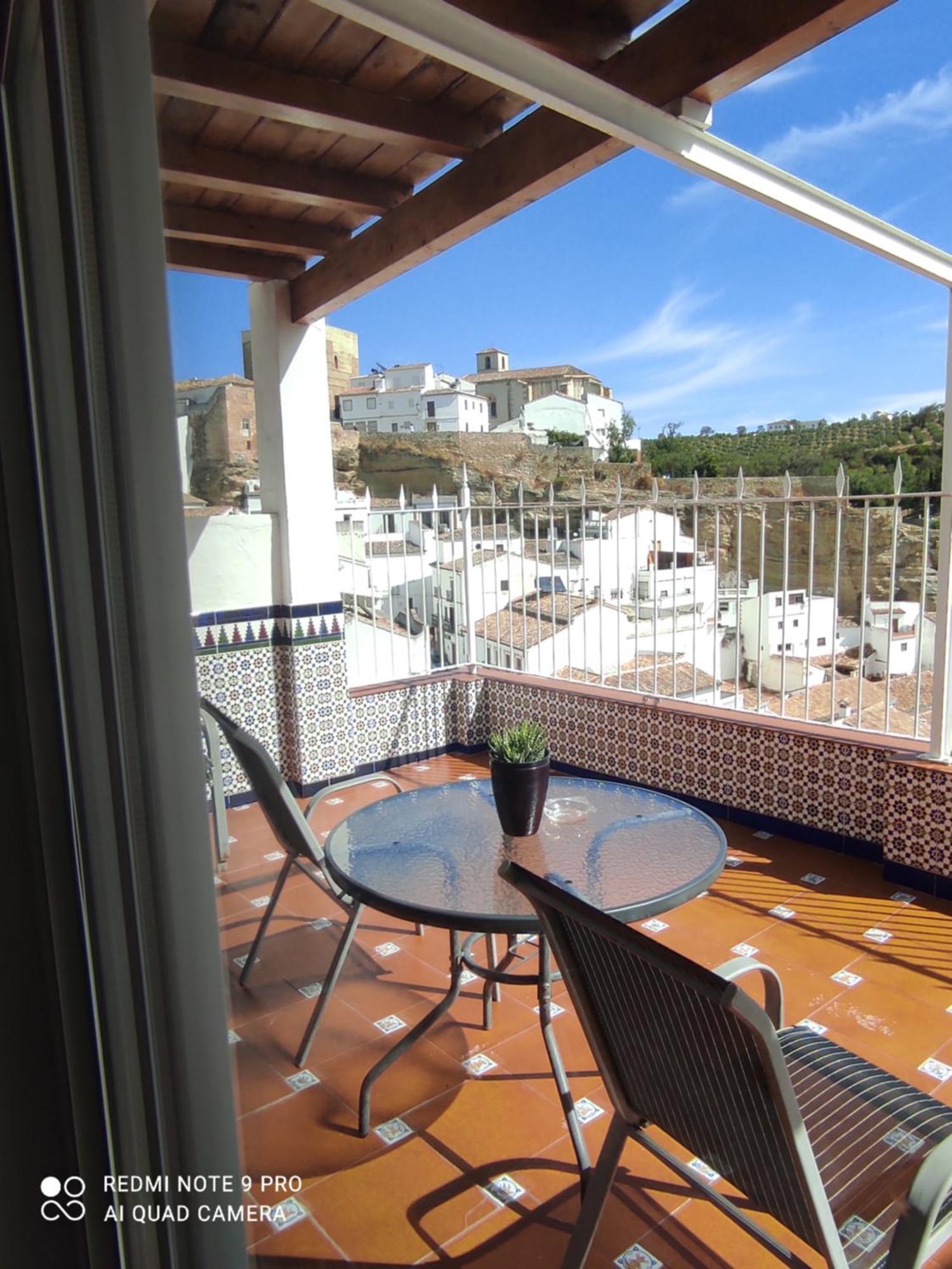 Casa De Las Lanzas Setenil De Las Bodegas Pokoj fotografie